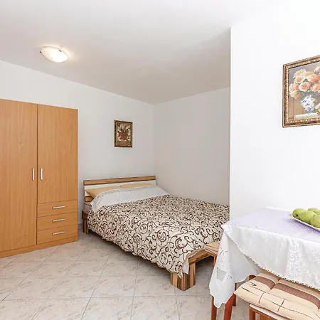 Apartment Gorgeous In With Kitchenette *